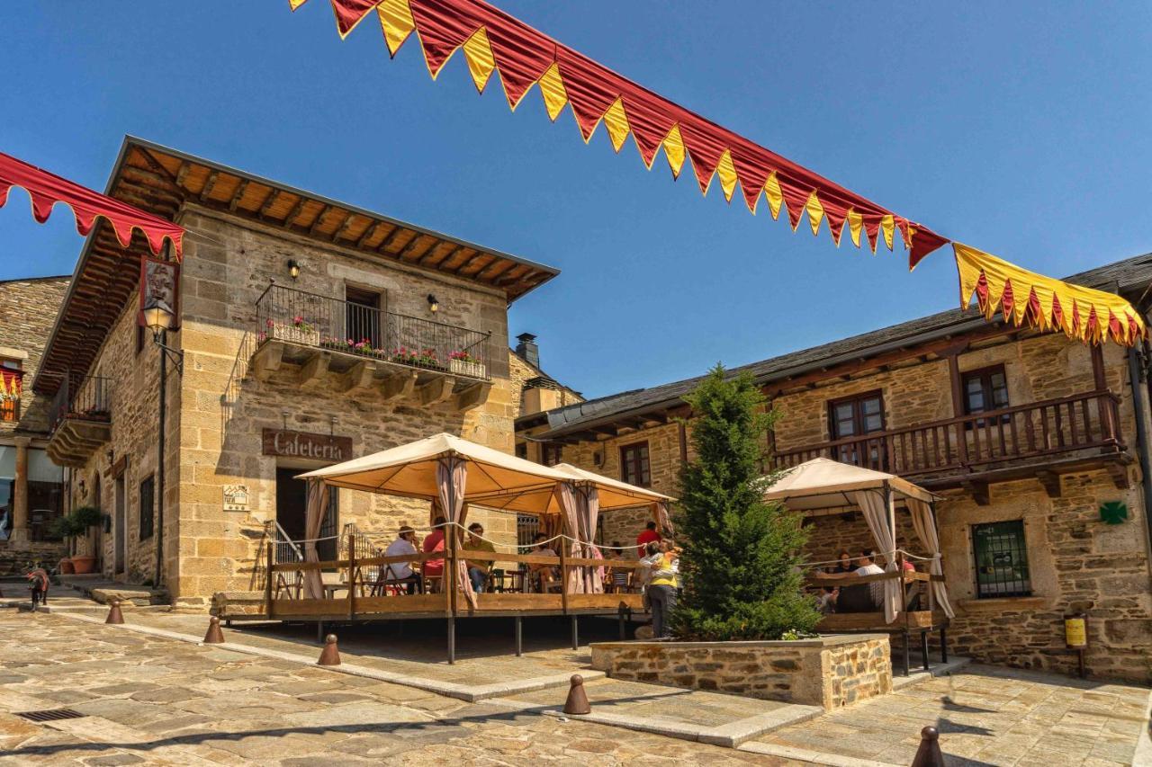 Affittacamere La Hoja De Roble Puebla de Sanabria Esterno foto